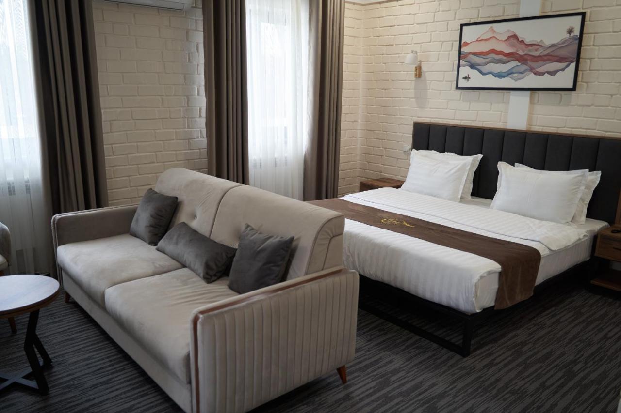 Vatan Plaza Hotel Tashkent Exterior foto