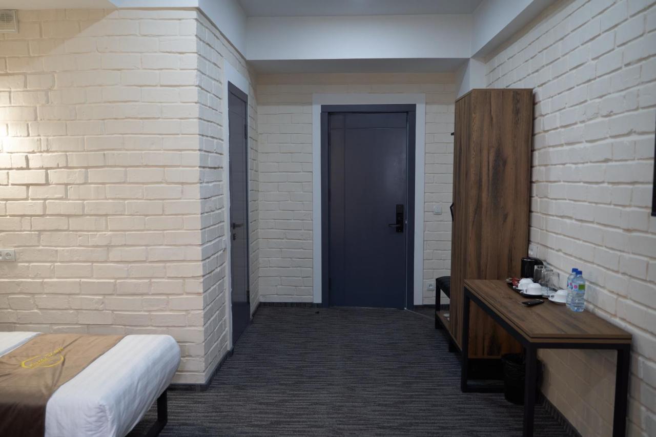 Vatan Plaza Hotel Tashkent Exterior foto